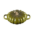 A Le Creuset Olive/Green 2.6qt pumpkin braiser