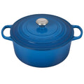 A marseilles/ blue colored 7 - 1/4 Quart Le Creuset Signature Enameled Cast Iron Round French/Dutch Oven