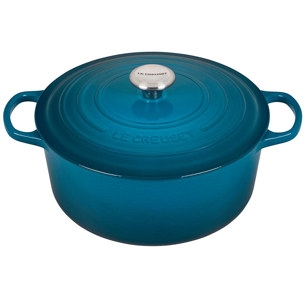 A deep teal colored 7 - 1/4 Quart Le Creuset Signature Enameled Cast Iron Round French/Dutch Oven